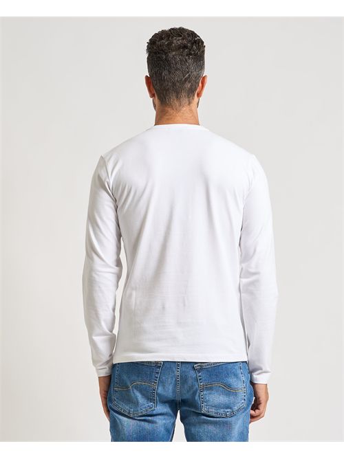  YES ZEE | T831-S3030101
